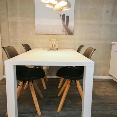 Hafenkante Apartment *